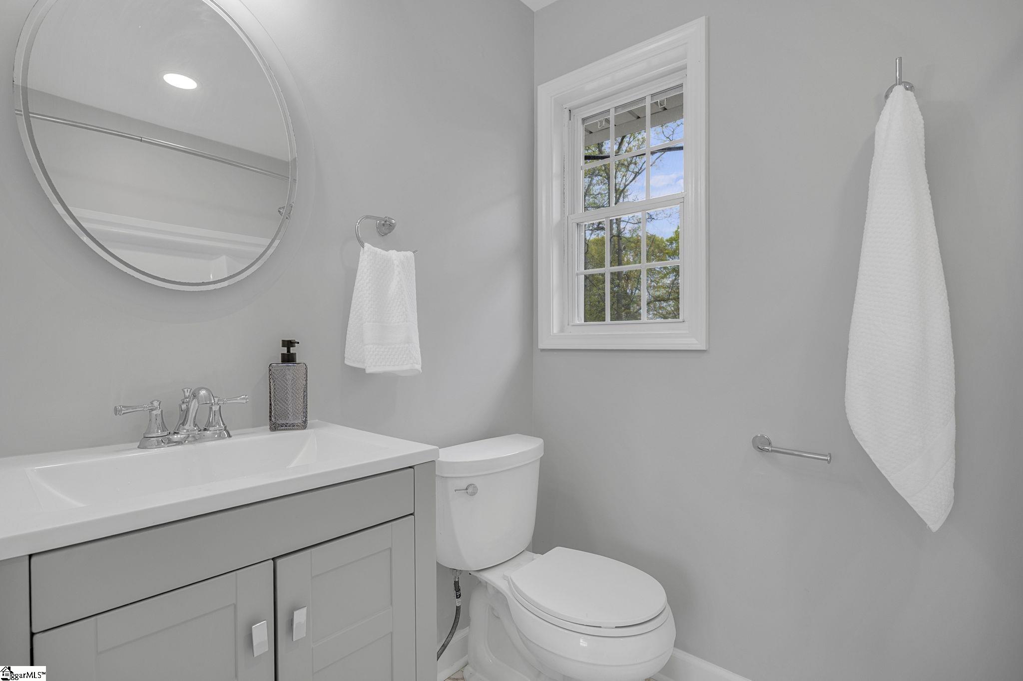 401 Central Avenue Mauldin, SC 29662 - Photo 25 of 39