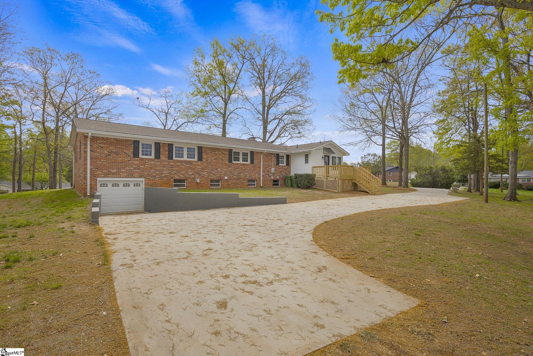 401 Central Avenue Mauldin, SC 29662 - Photo 29 of 39