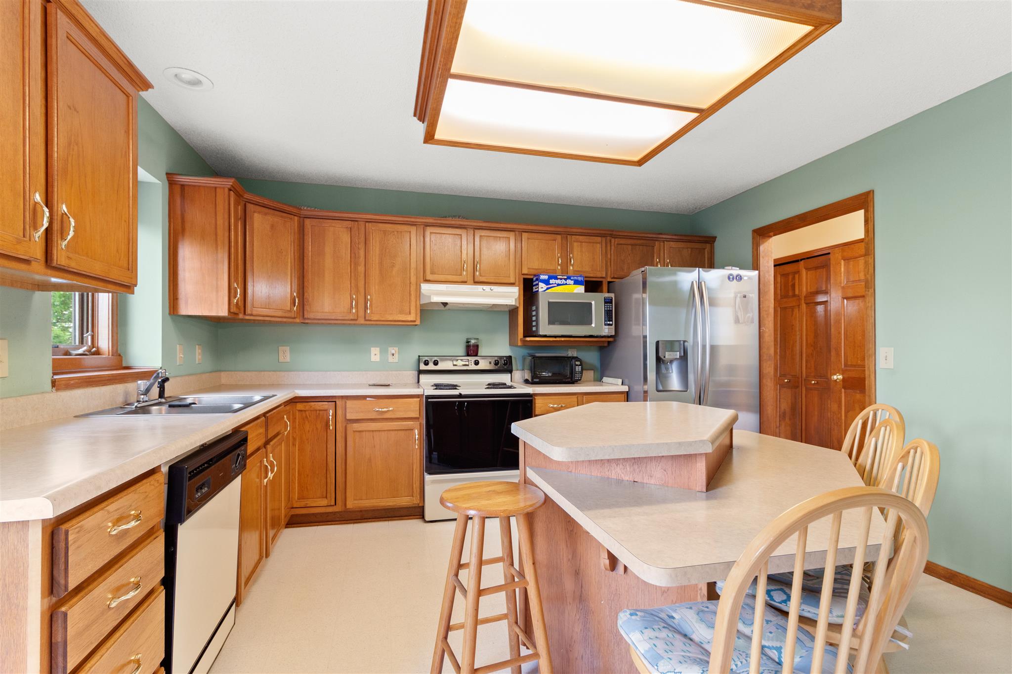 2912 Sweet Cider Road Fort Wayne, IN 46818 - Photo 4 of 35