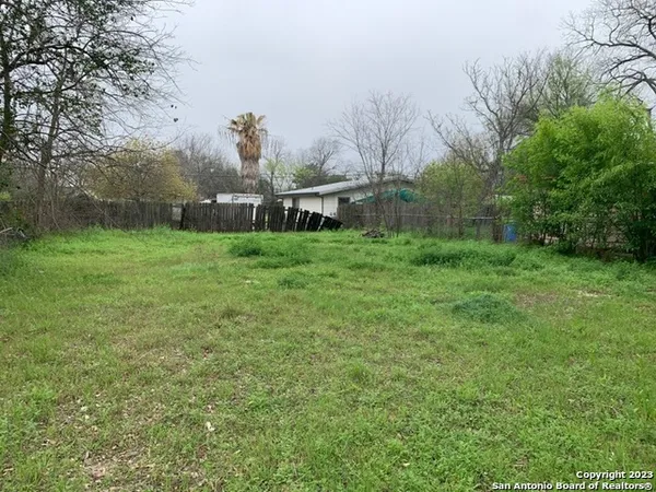 $59,560 | 511 Riley Street, Seguin, TX 78155