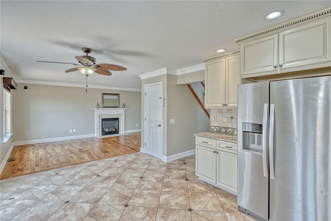 83 Derrick Drive Henrietta, NY 14586 - Photo 14 of 50