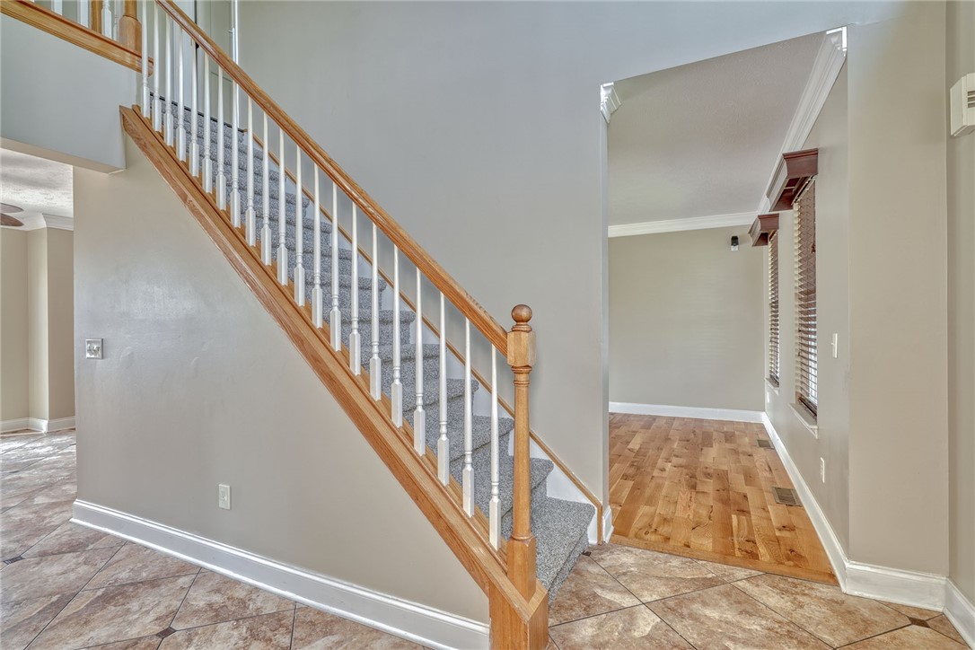 83 Derrick Drive Henrietta, NY 14586 - Photo 16 of 50