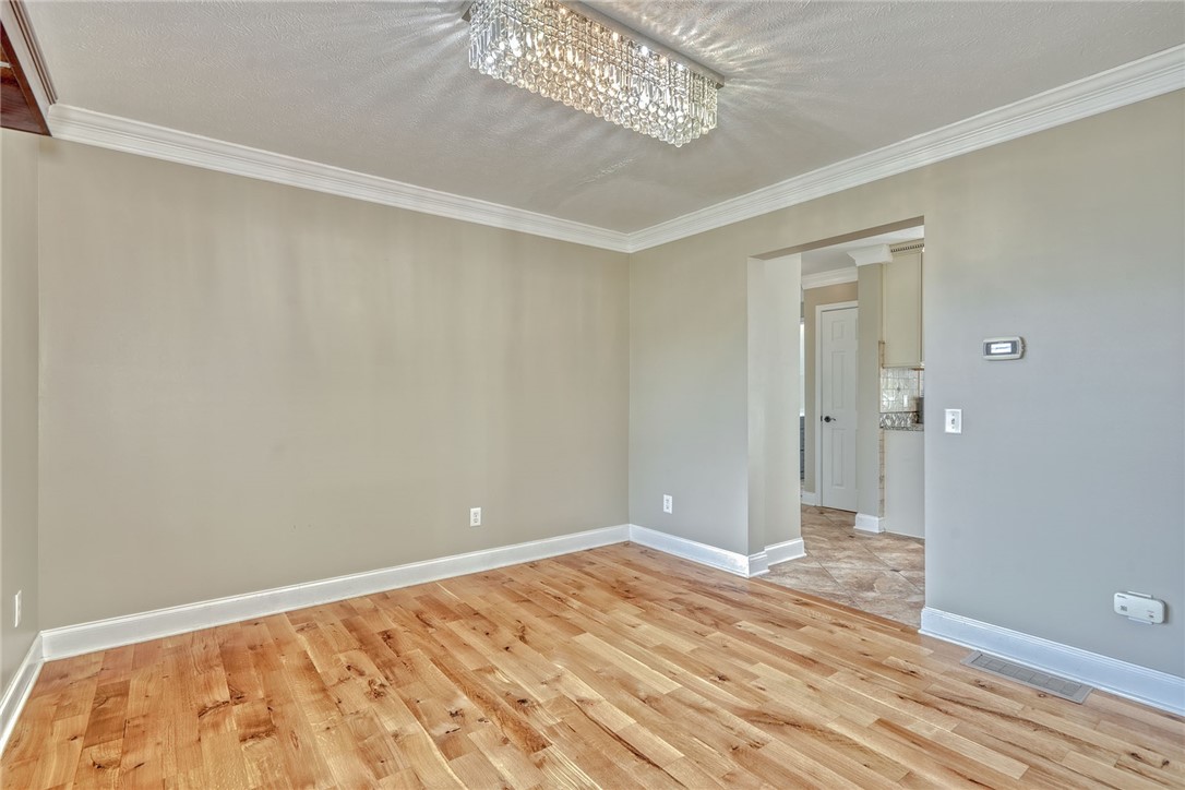 83 Derrick Drive Henrietta, NY 14586 - Photo 20 of 50