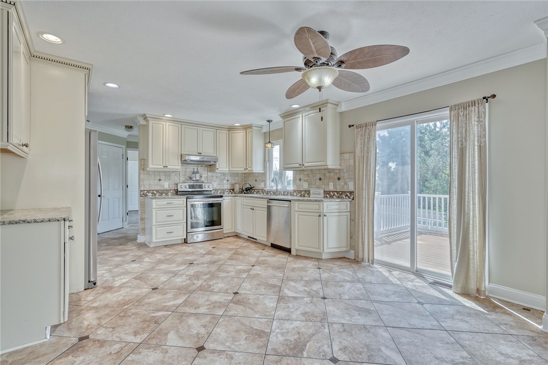 83 Derrick Drive Henrietta, NY 14586 - Photo 8 of 50