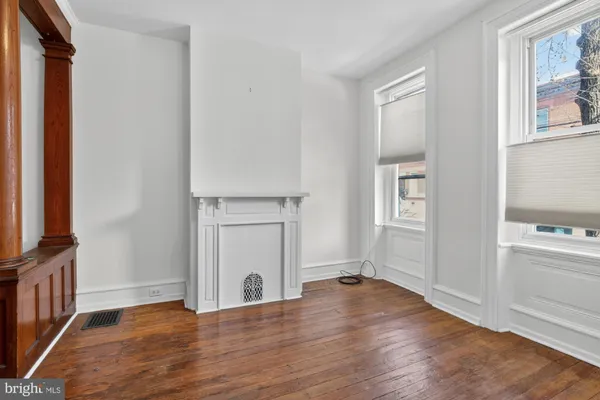 $1,895 | 1910 North Howard Street, Philadelphia, PA 19122