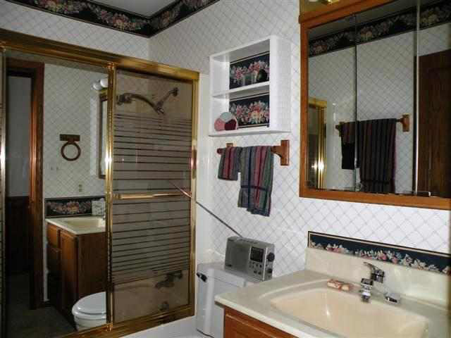 6749 East Cornelius Road Syracuse, IN 46567 - Photo 23 of 25 Gallery Image 23