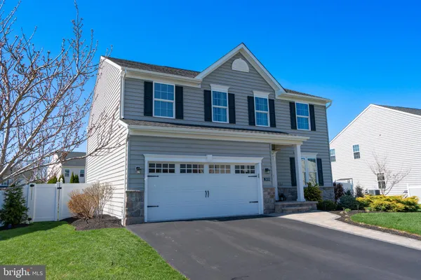 $689,900 | 3013 Saddlewood Drive, Pennsburg, PA 18073