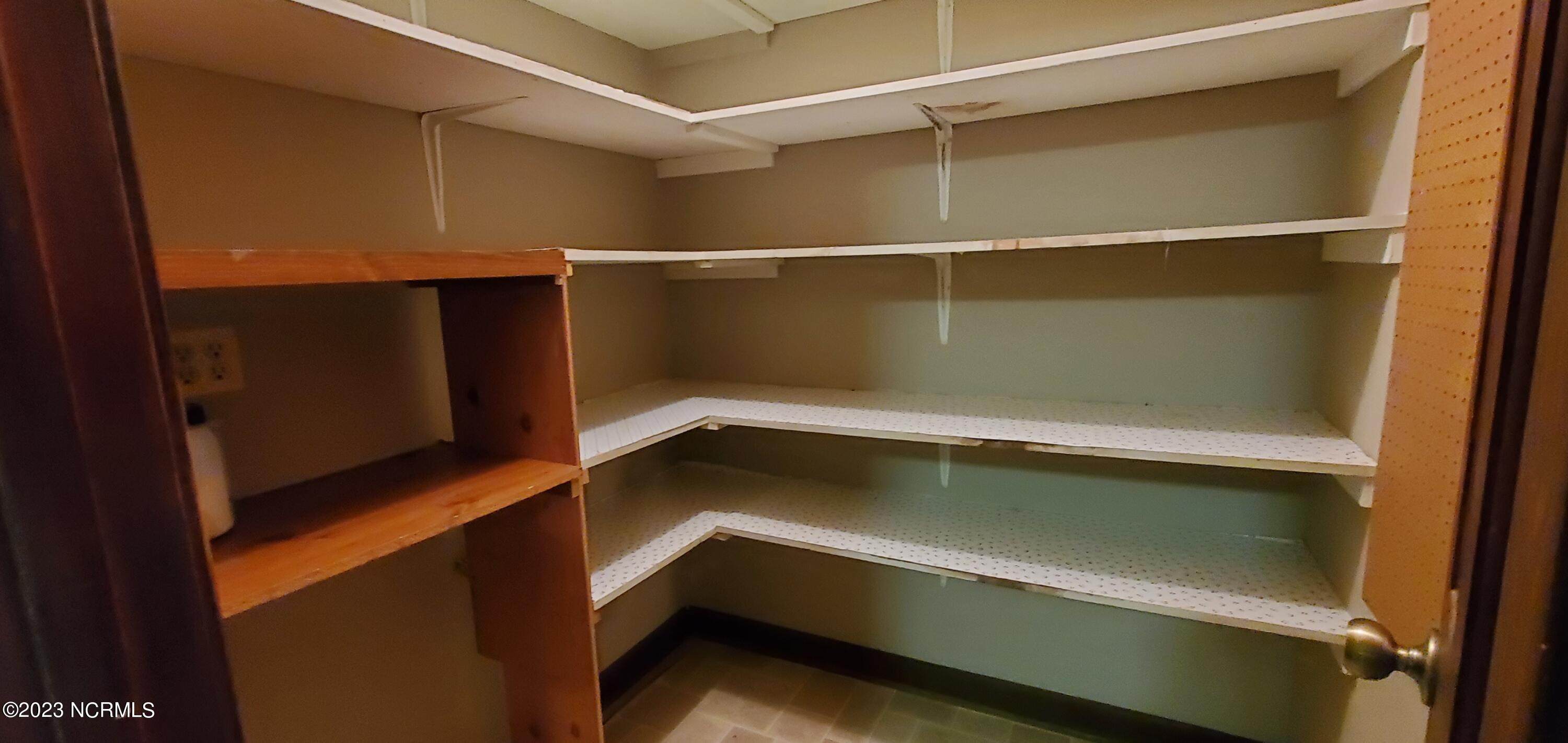 177 Bass Lake Road Clinton, NC 28328 - Photo 14 of 20 Pantry