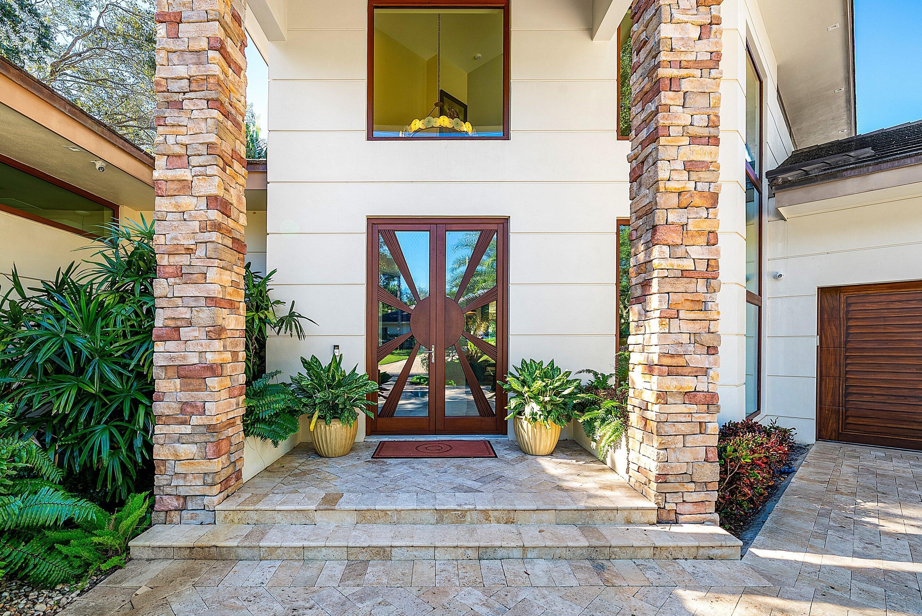 18163 Southeast Ridgeview Drive Tequesta, FL 33469 - Photo 3 of 55 007-18163SoutheastRidgeviewDrive-Tequest