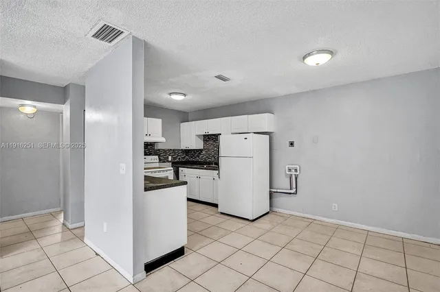 $1,450 | 5316 Northwest 24th Court, Unit 80, Lauderhill, FL 33313