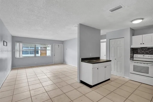$1,450 | 5316 Northwest 24th Court, Unit 80, Lauderhill, FL 33313