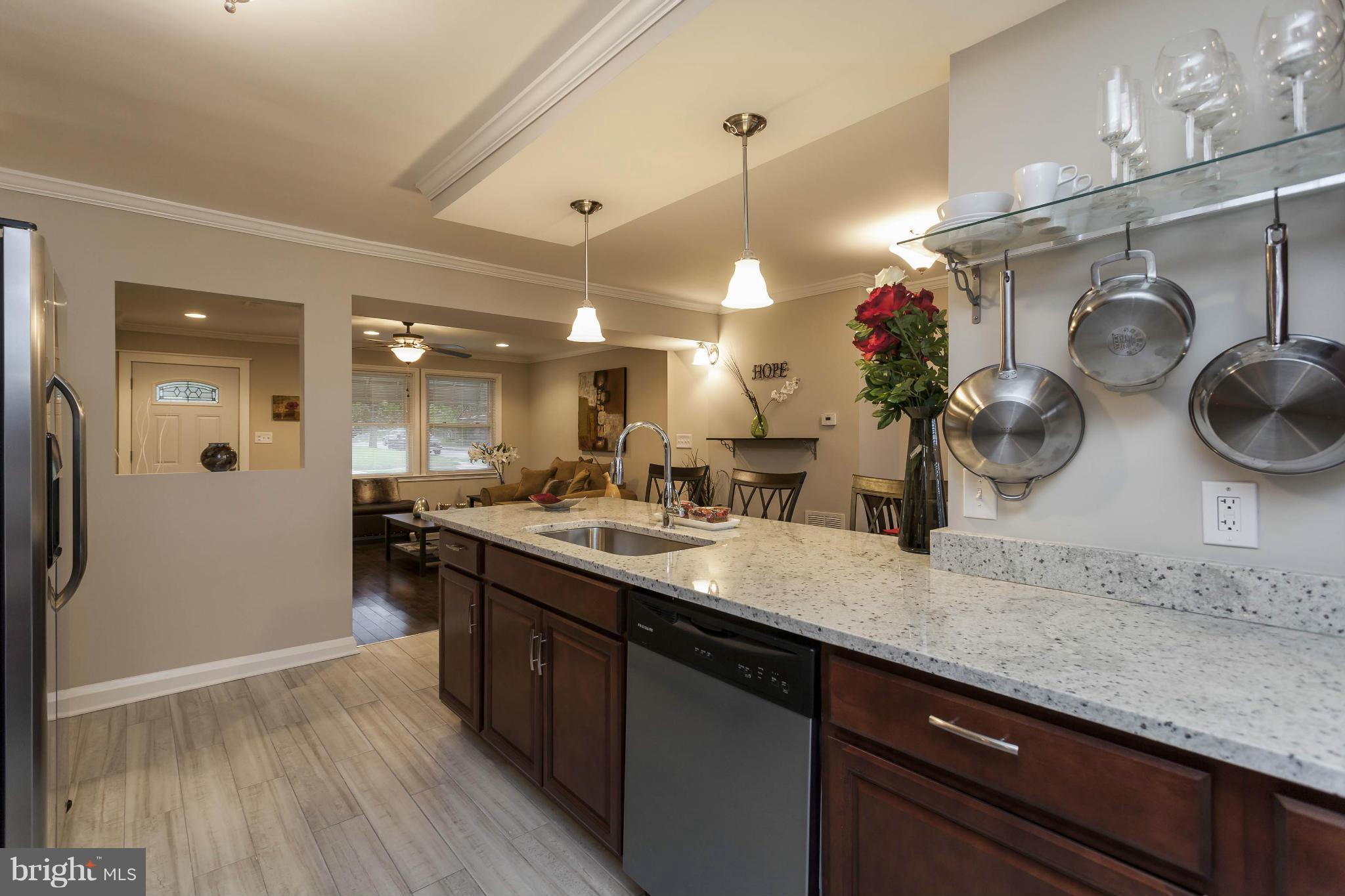 1602 Lochwood Road Baltimore, MD 21218 - Photo 3 of 28 Kitchen