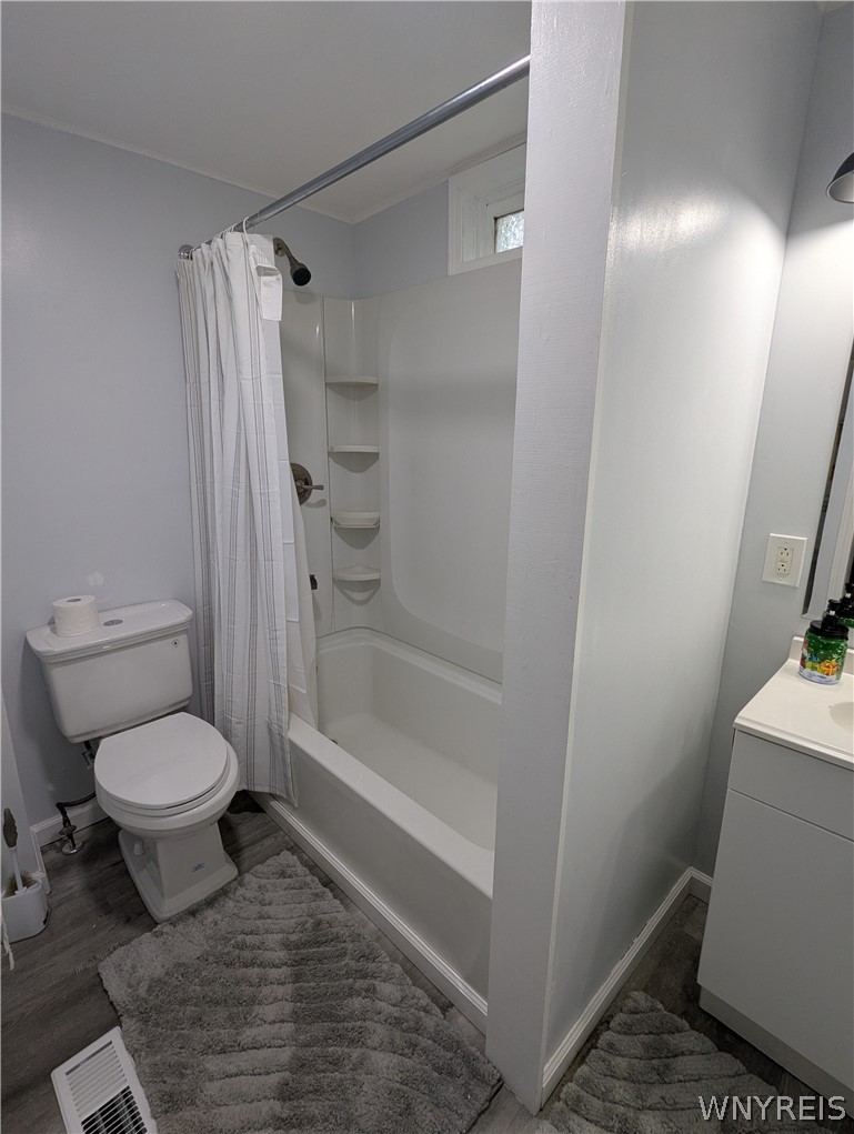 102 17th Street Buffalo, NY 14213 - Photo 7 of 9