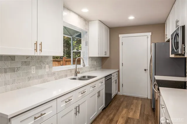 $620,000 | 32215 Sunny Lane, Black Diamond, WA 98010