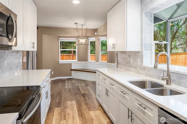 $620,000 | 32215 Sunny Lane, Black Diamond, WA 98010