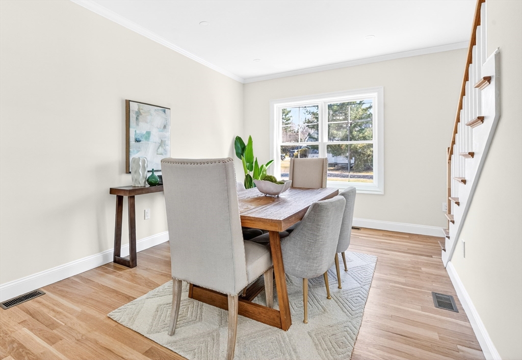 45 Presidents Road Weymouth, MA 02188 - Photo 11 of 23