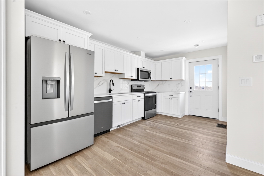 45 Presidents Road Weymouth, MA 02188 - Photo 19 of 23