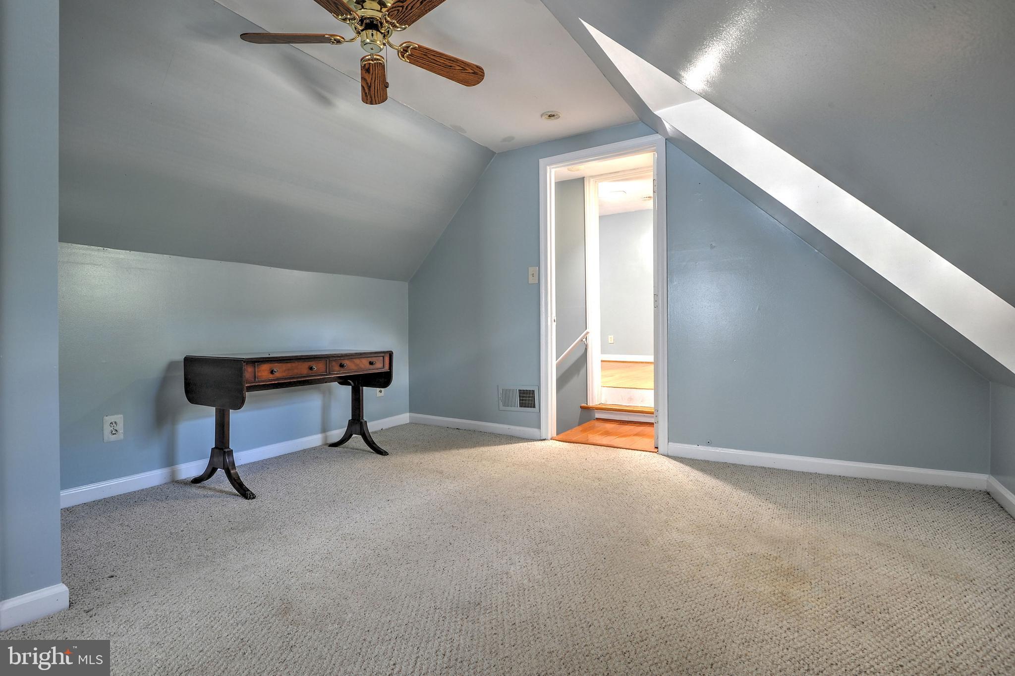 8016 Old Georgetown Road Bethesda, MD 20814 - Photo 29 of 36 Separate law-suite