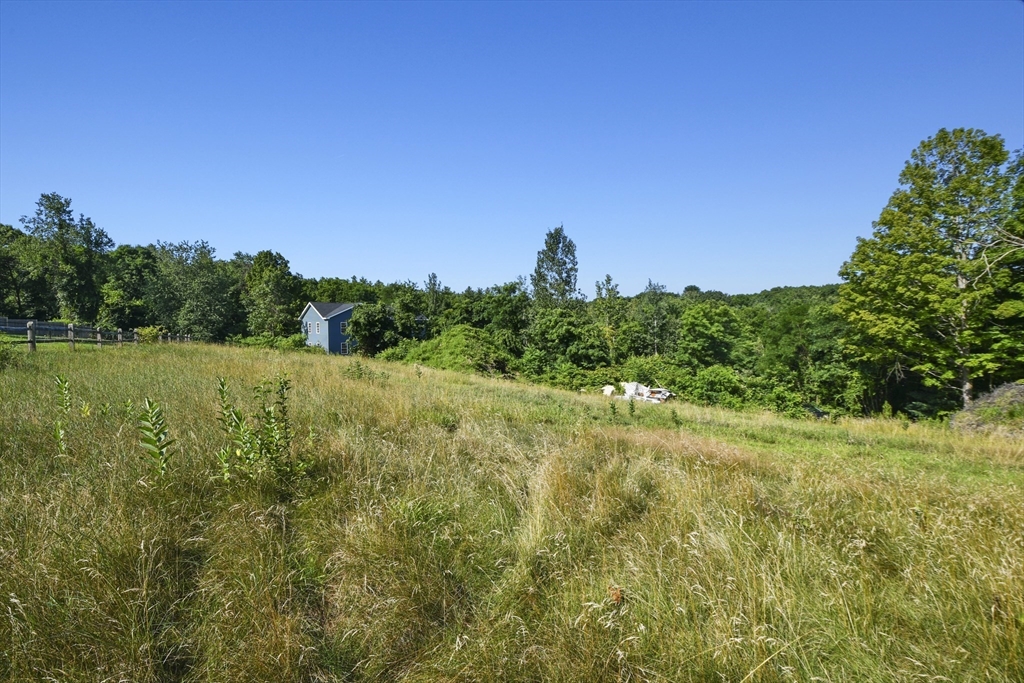 759 Northfield Road Lunenburg, MA 01462 - Photo 4 of 6