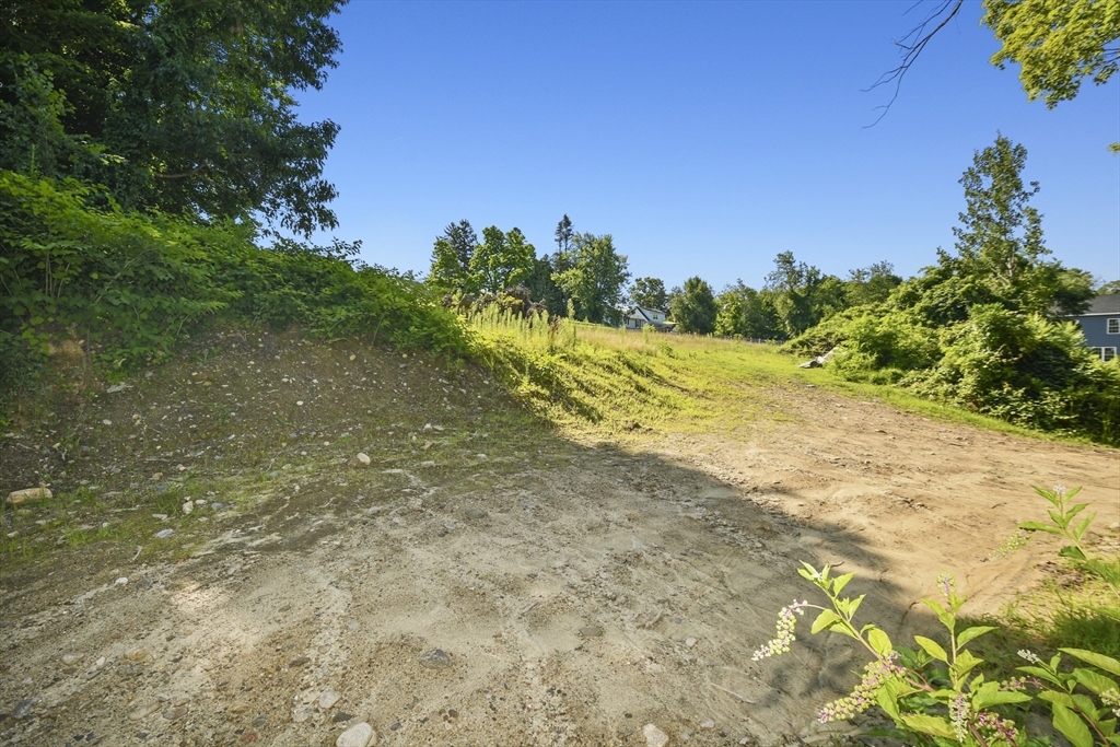 759 Northfield Road Lunenburg, MA 01462 - Photo 5 of 6