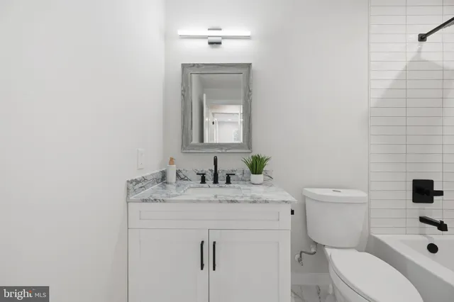 $549,999 | 2606 41st Street Northwest, Unit 2, Washington, DC 20007