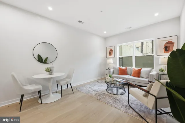 $549,999 | 2606 41st Street Northwest, Unit 2, Washington, DC 20007