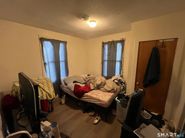 $274,900 | 50 Dunham Street, Norwich, CT 06360