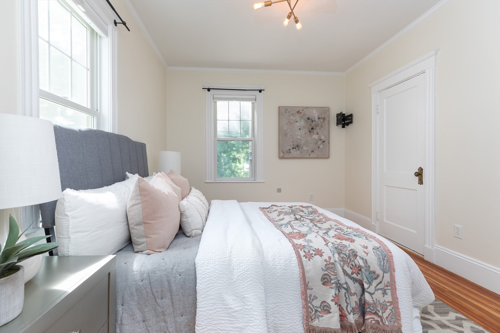 106 Browne Street, Unit 2 Brookline, MA 02446 - Photo 11 of 24