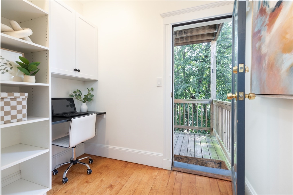 106 Browne Street, Unit 2 Brookline, MA 02446 - Photo 17 of 24