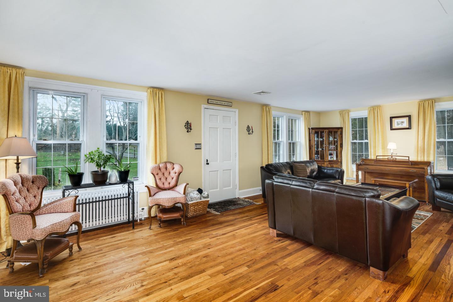 100 South Providence Road Wallingford, PA 19086 - Photo 21 of 56 upper level living room