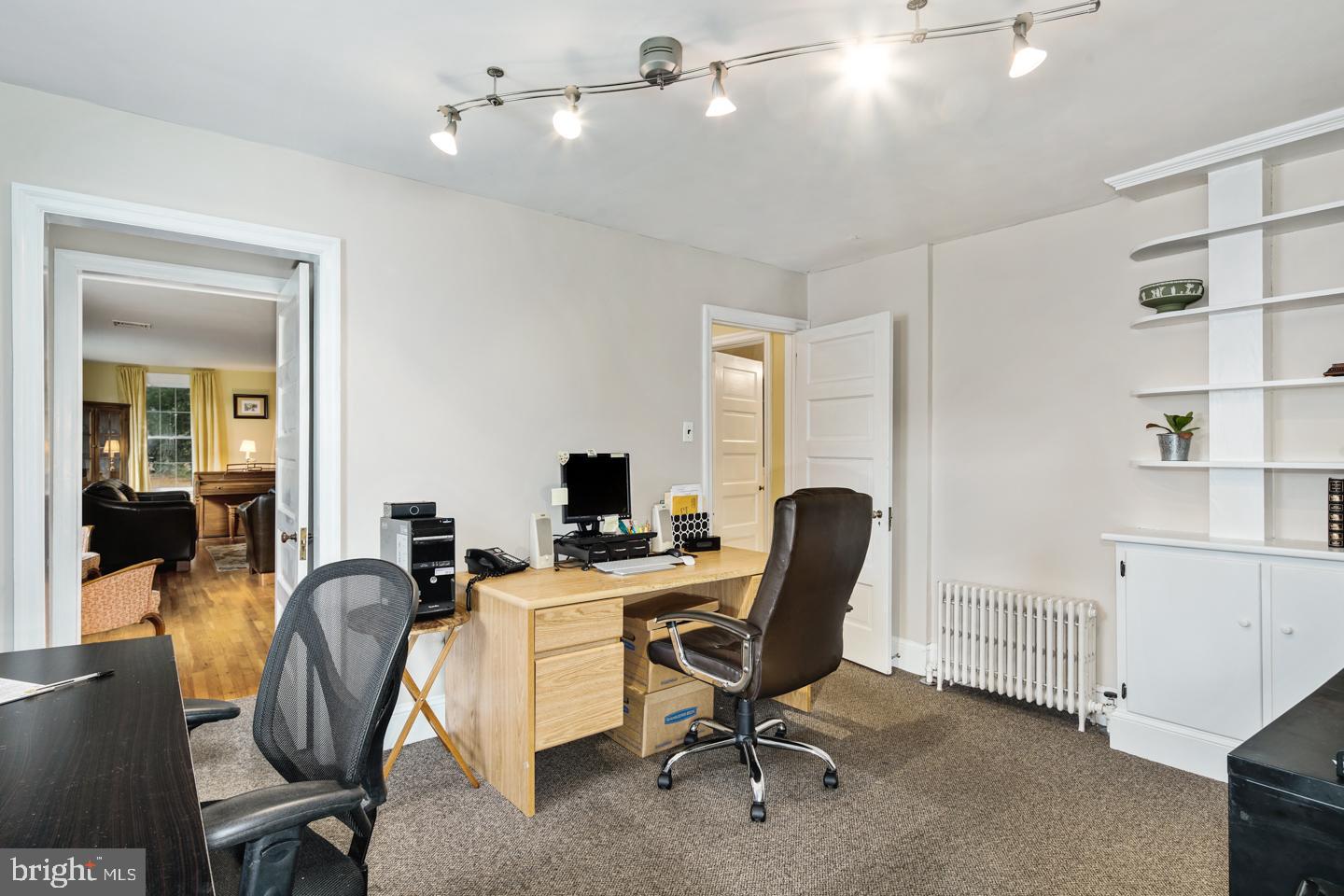 100 South Providence Road Wallingford, PA 19086 - Photo 25 of 56 Office/Library