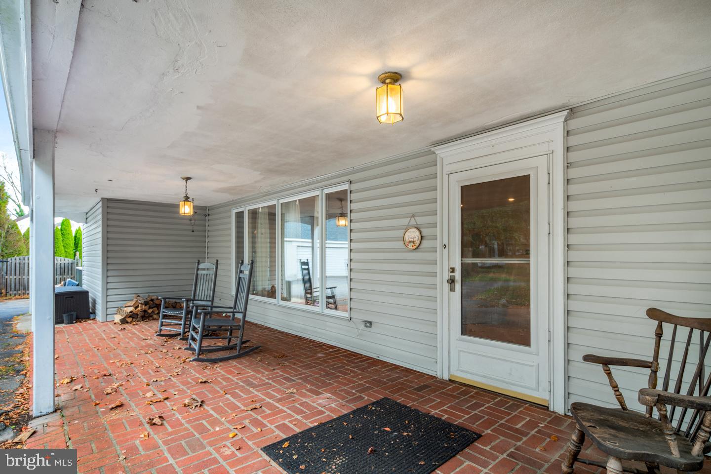 100 South Providence Road Wallingford, PA 19086 - Photo 4 of 56 Side/Main entrance next to driveway