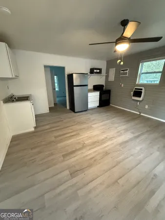 $950 | 2784 Highway 29, Newnan, GA 30263