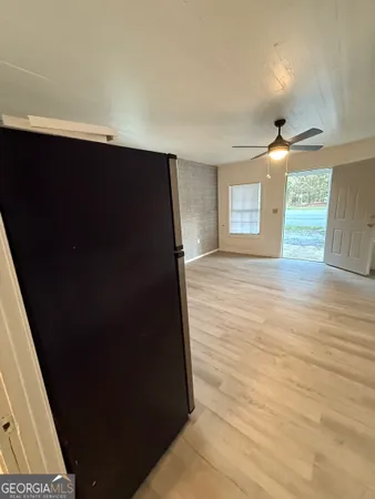 $950 | 2784 Highway 29, Newnan, GA 30263