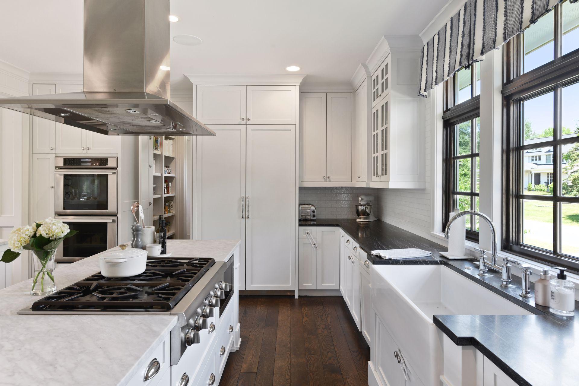 5504 Lakeview Drive Edina, MN 55424 - Photo 32 of 86