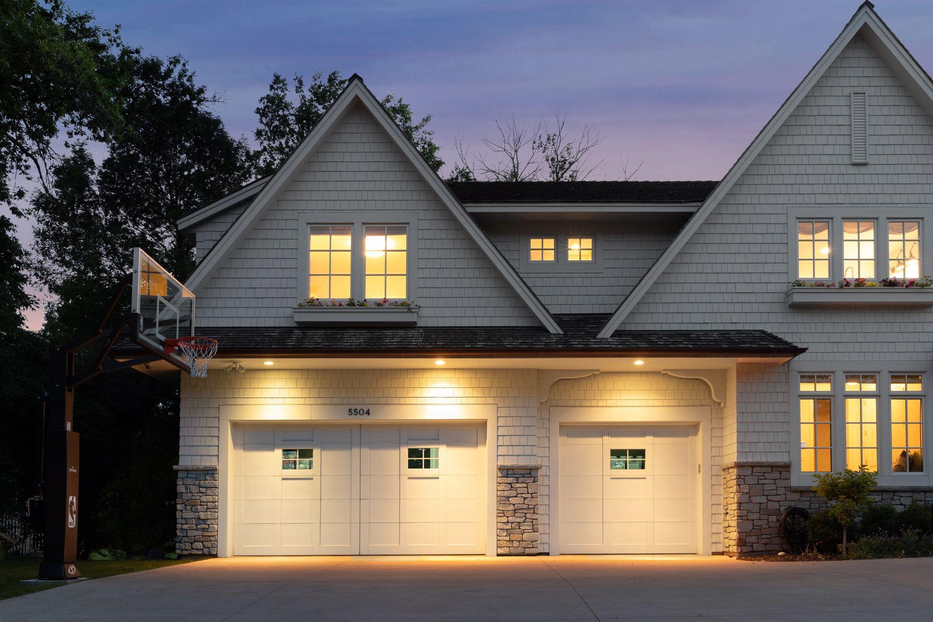 5504 Lakeview Drive Edina, MN 55424 - Photo 5 of 86