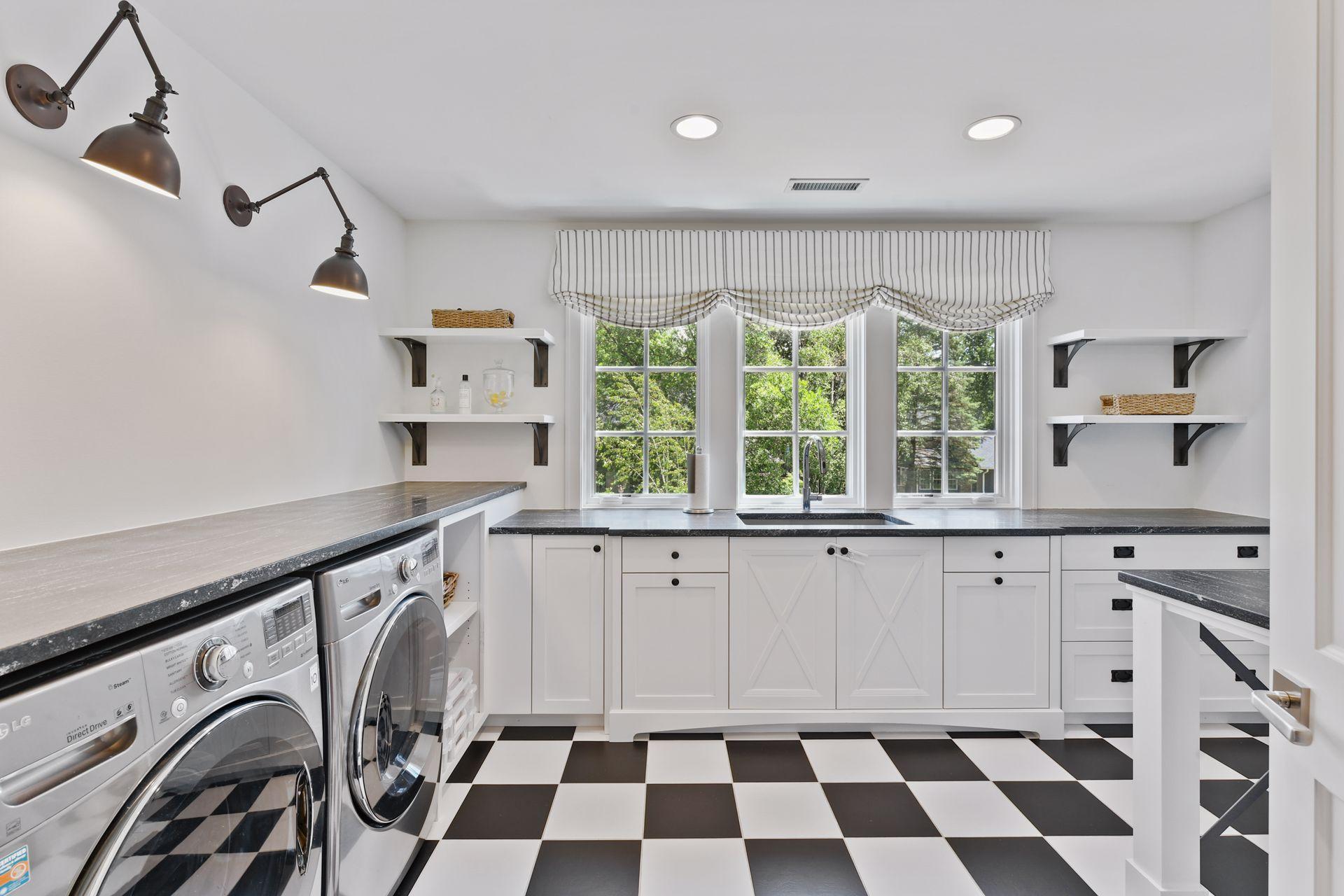 5504 Lakeview Drive Edina, MN 55424 - Photo 62 of 86