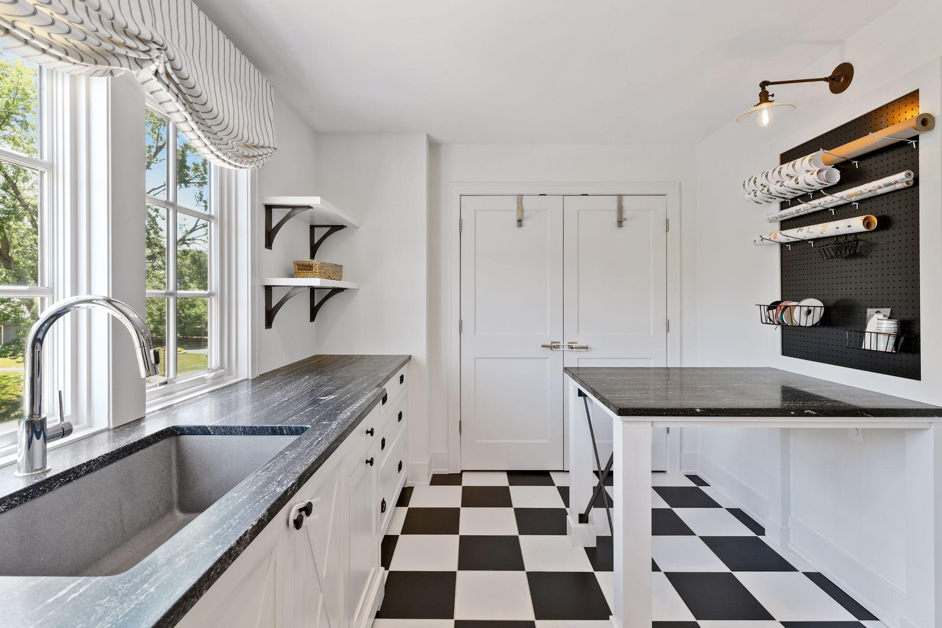 5504 Lakeview Drive Edina, MN 55424 - Photo 63 of 86