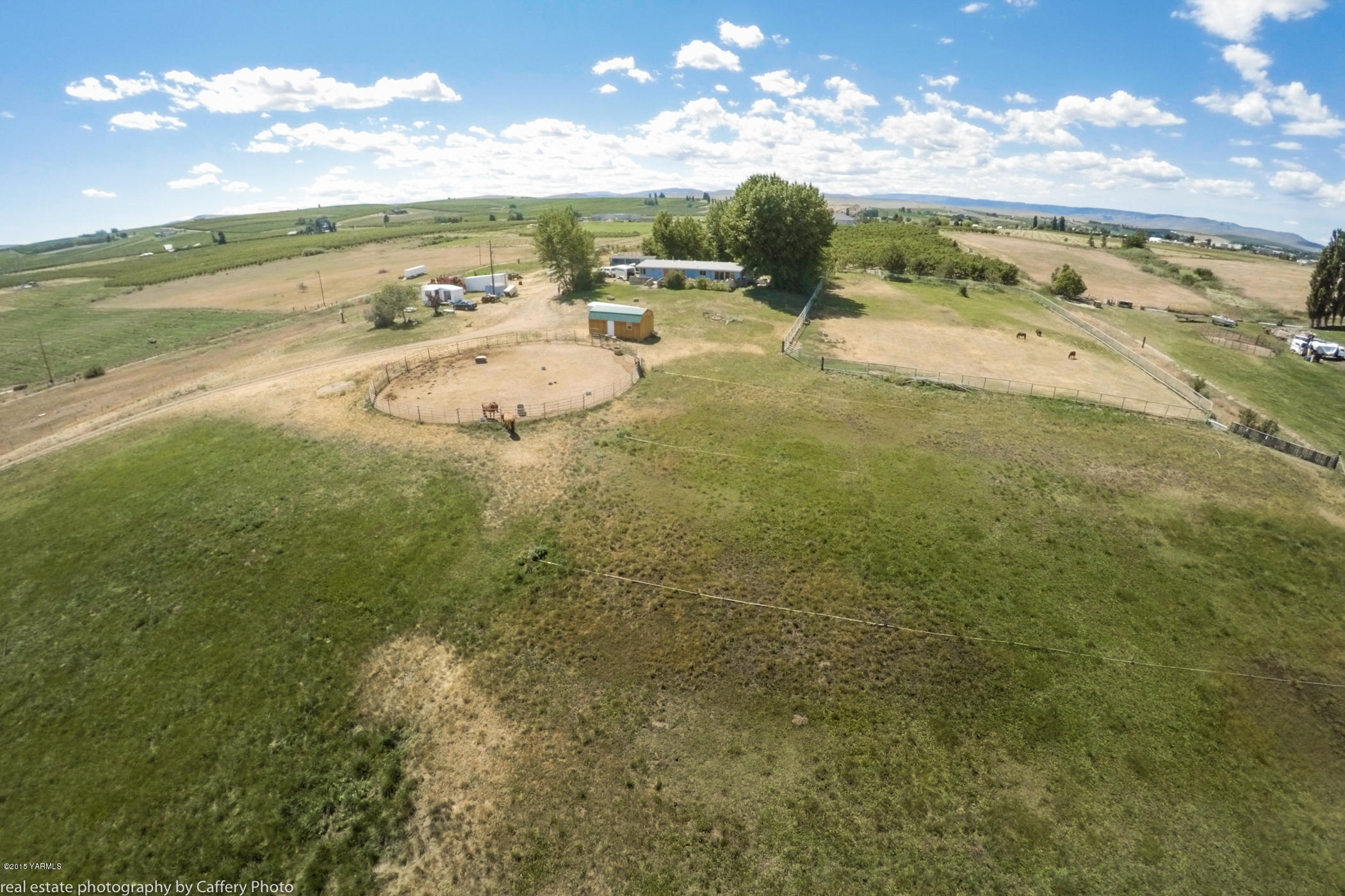 252-250 Knutson Road Tieton, WA 98947 - Photo 36 of 51 a view of a city