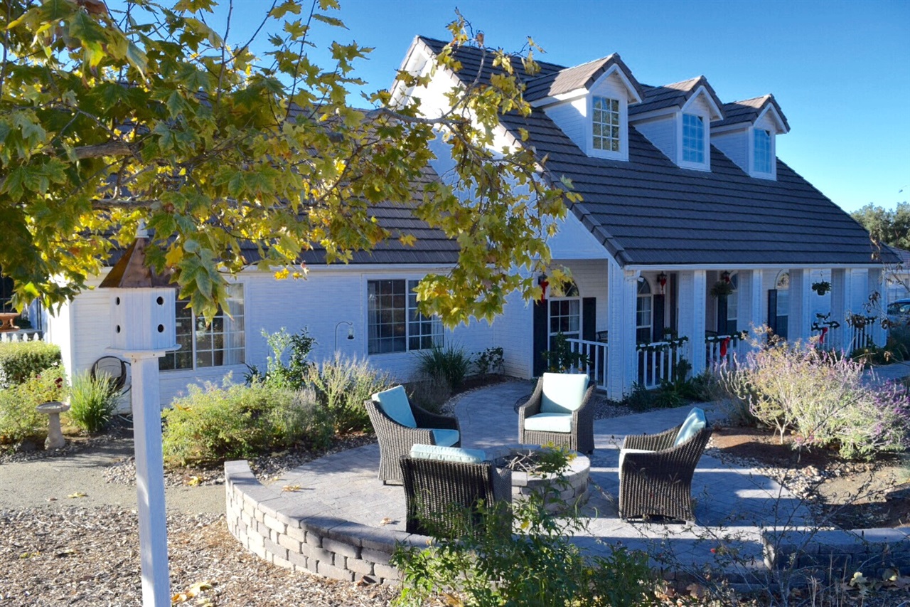 26123 Matlin Road Ramona, CA 92065 - Photo 1 of 25 Gallery Image 1