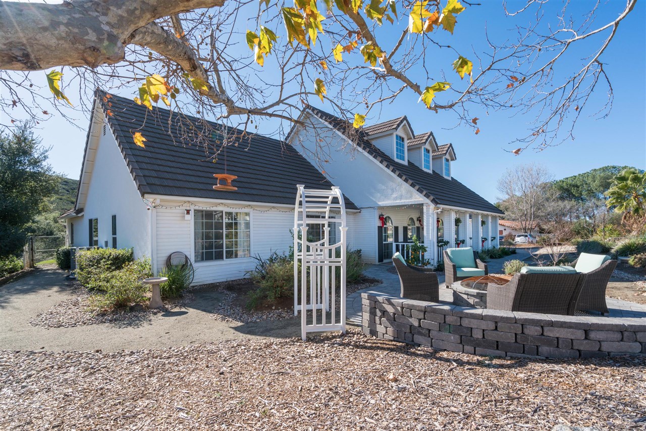 26123 Matlin Road Ramona, CA 92065 - Photo 2 of 25 Gallery Image 2