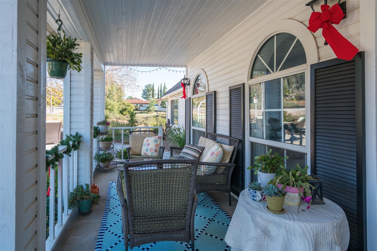 26123 Matlin Road Ramona, CA 92065 - Photo 5 of 25 Gallery Image 5