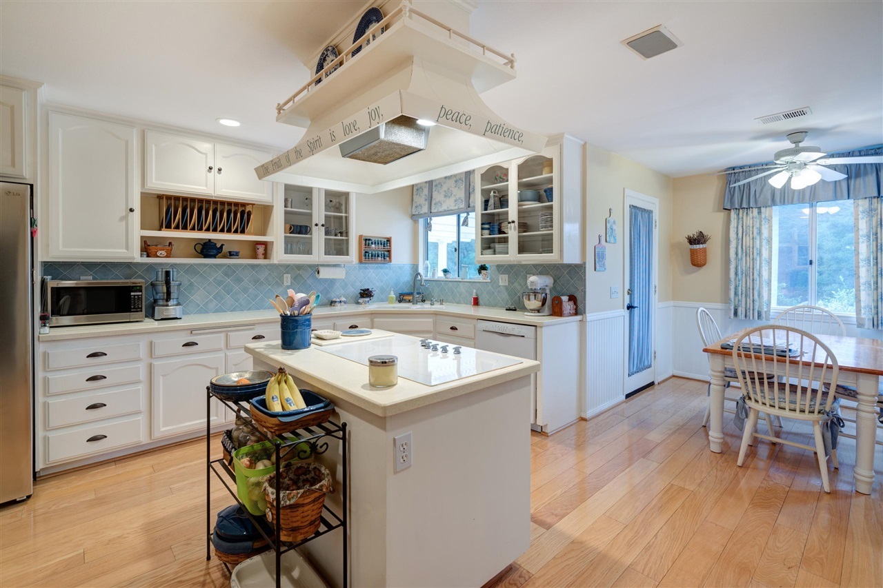 26123 Matlin Road Ramona, CA 92065 - Photo 8 of 25 Gallery Image 8