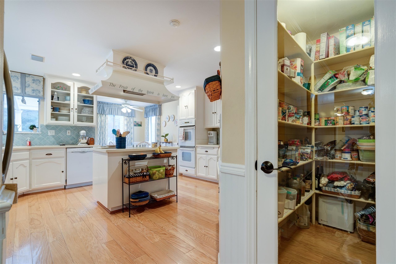 26123 Matlin Road Ramona, CA 92065 - Photo 10 of 25 Gallery Image 10