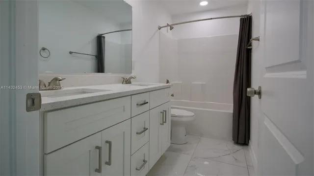 $355,900 | 3433 Jeffcott Street, Fort Myers, FL 33916