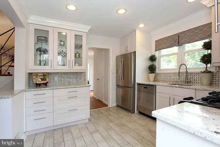 1612 Belvedere Boulevard Silver Spring, MD 20902 - Photo 6 of 24 Kitchen