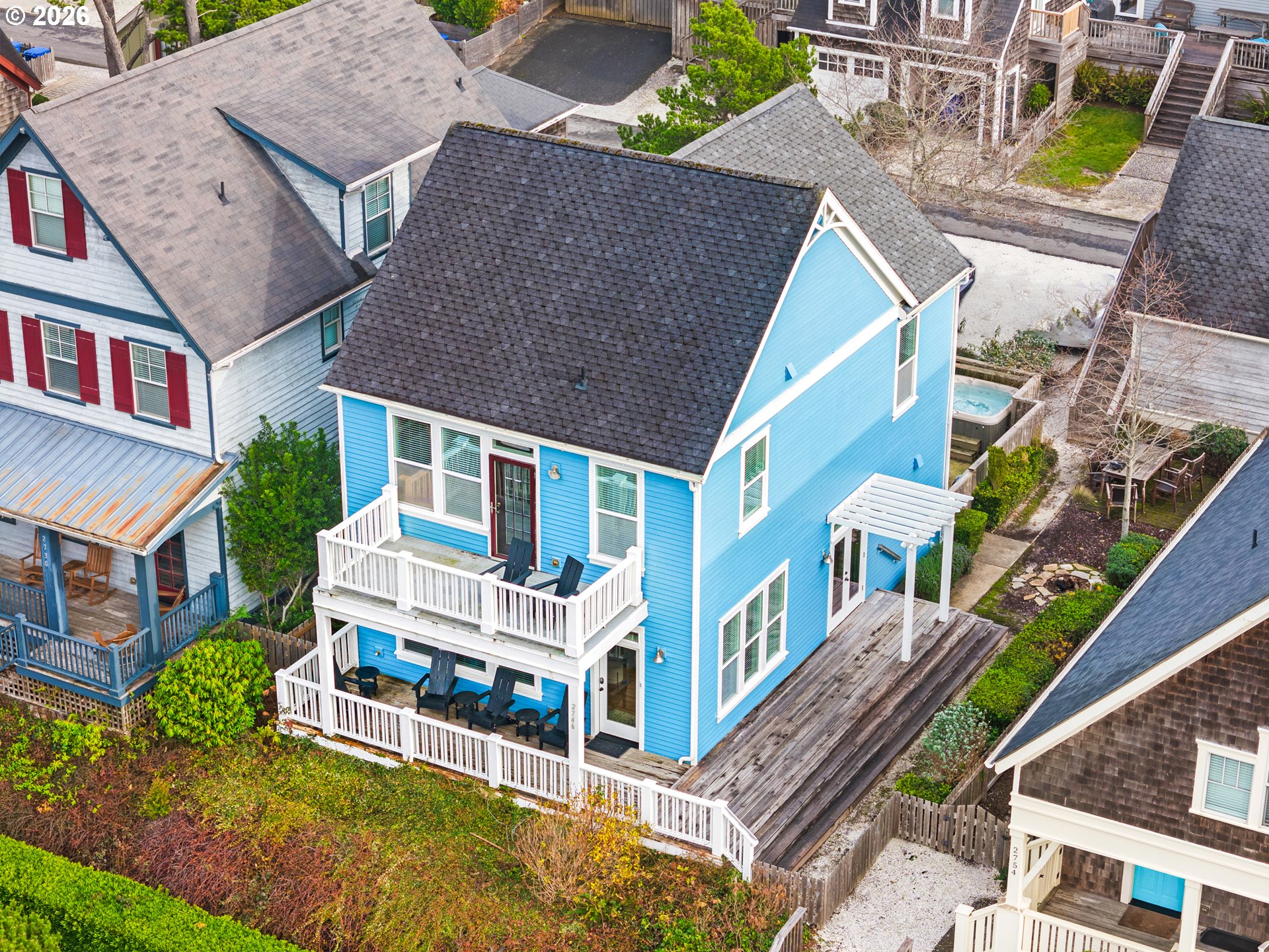 2746 Southwest Barnacle Avenue Lincoln City, OR 97367 - Photo 33 of 48 an aerial view of multiple houses with a yard