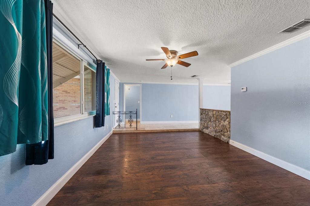 4025 Sail Drive New Port Richey, FL 34652 - Photo 5 of 28
