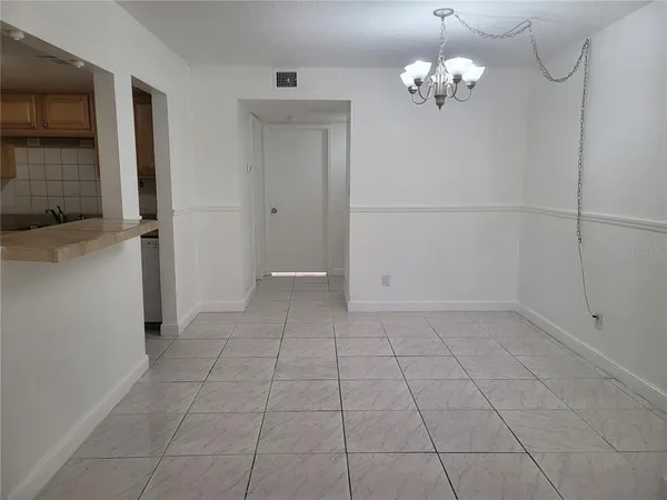 a view of livingroom with furniture
