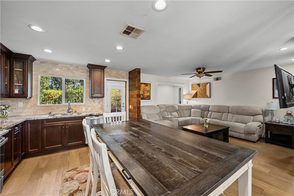 25520 Crockett Lane Stevenson Ranch, CA 91381 - Photo 11 of 46